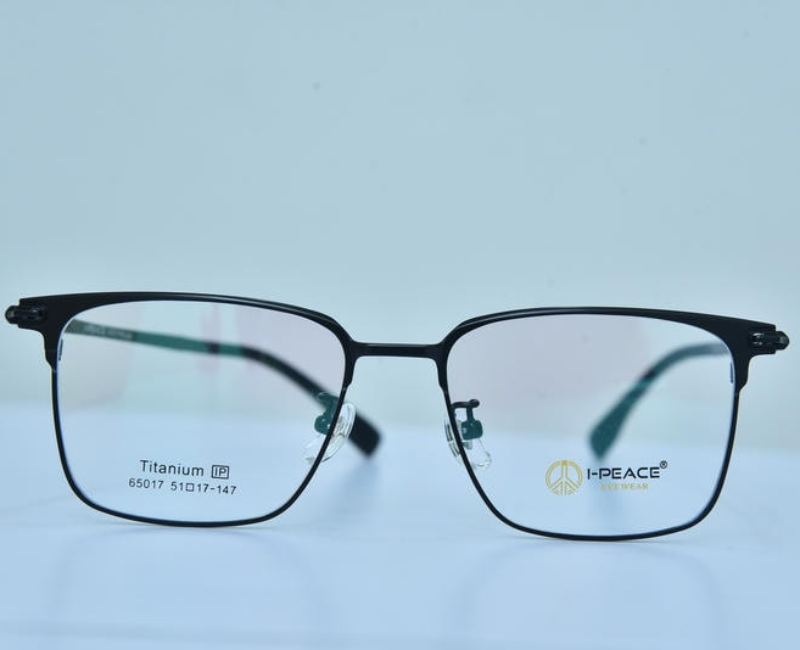 I-PEACE 65017 – Titanium Full Rectangle Metal Frame